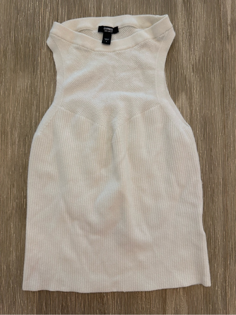 Express off-White Ribbed Tank Top Body Contour knit size S